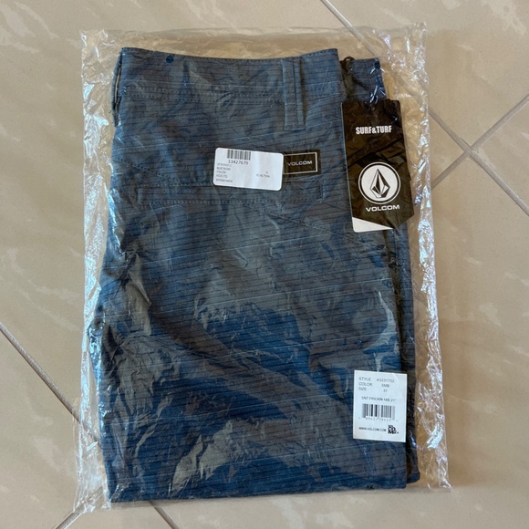 #2680 Volcom Surf & Turf Blue Smoke SNT FRICKIN MIX 21" size 31 - Picture 4 of 8